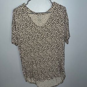 AE leopard tee